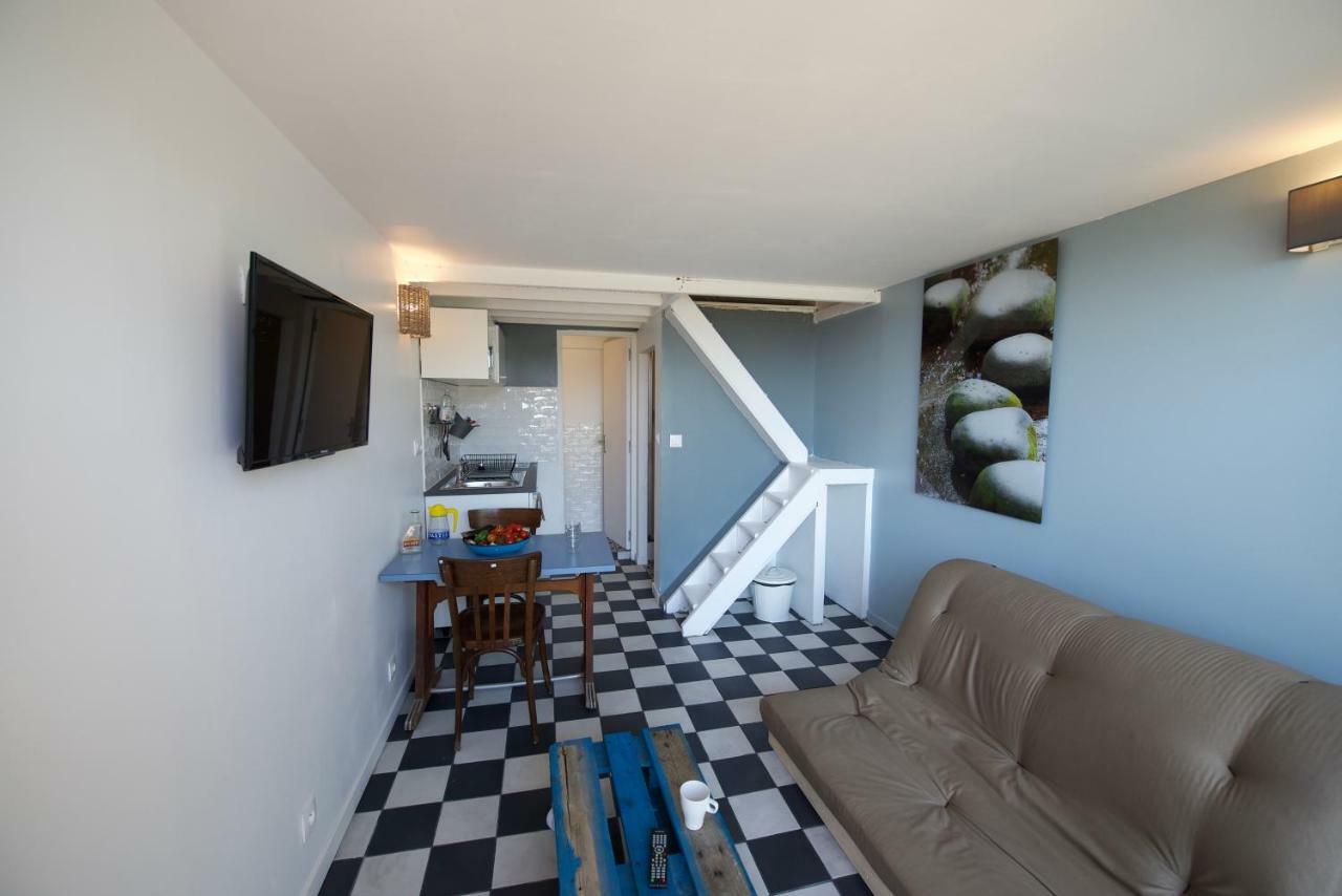 Eco Mezzanine Wifi Piscine Stationnement Gratuit Terrasse Dans Jardin Rouen